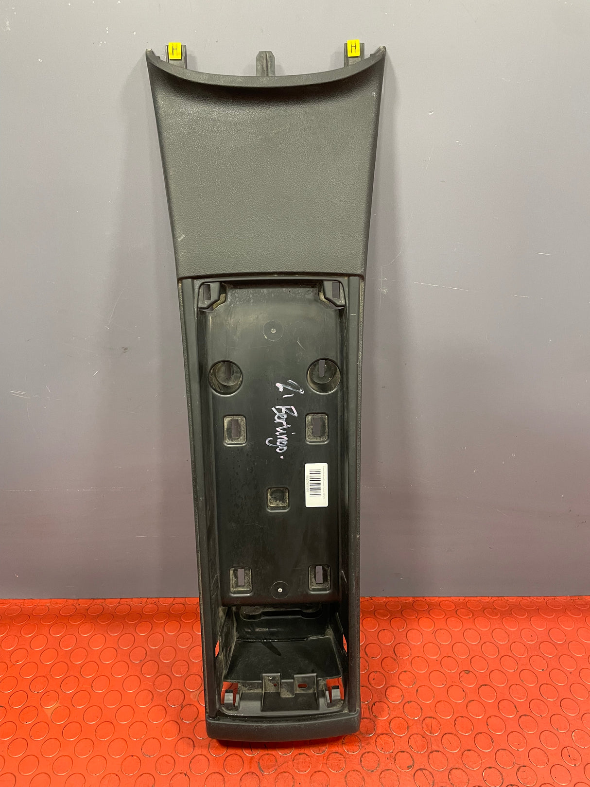 Citroen Berlingo/Peugeot Partner/Vauxhall Combo/Toyota Proace City CENTER CONSOLE PANEL (w/o top lid) 2019-2024 P/N 9820969980