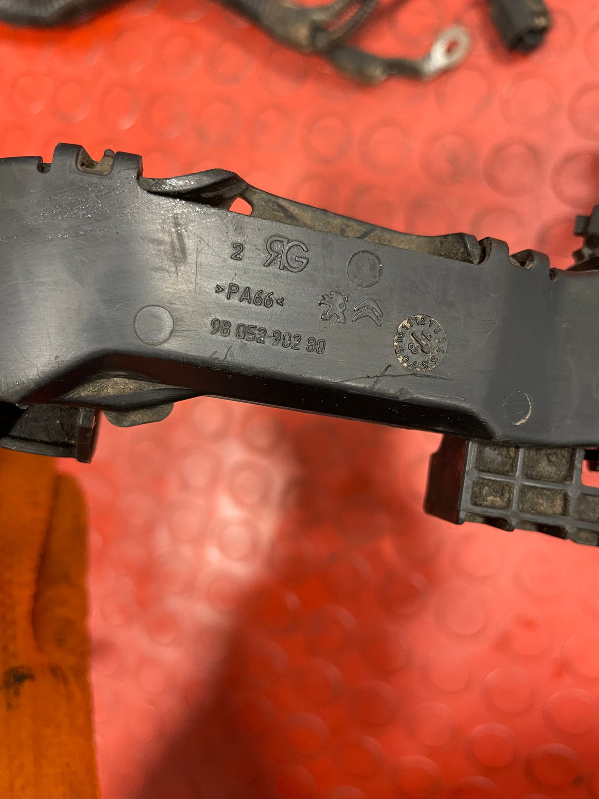 Citroen Berlingo/Peugeot Partner POSITIVE BATTERY CABLE TERMINAL HARNESS 2016-2018 P/N 9801723280