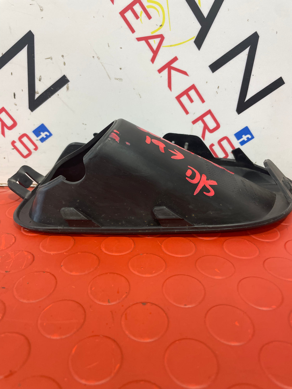 Citroen Berlingo/ Peugeot Partner/ Vauxhall Combo/ Toyota Proace City FRONT BUMPER SPOT LIGHT COVER DRIVERS SIDE O/S 2019-2024 P/N BR-18152