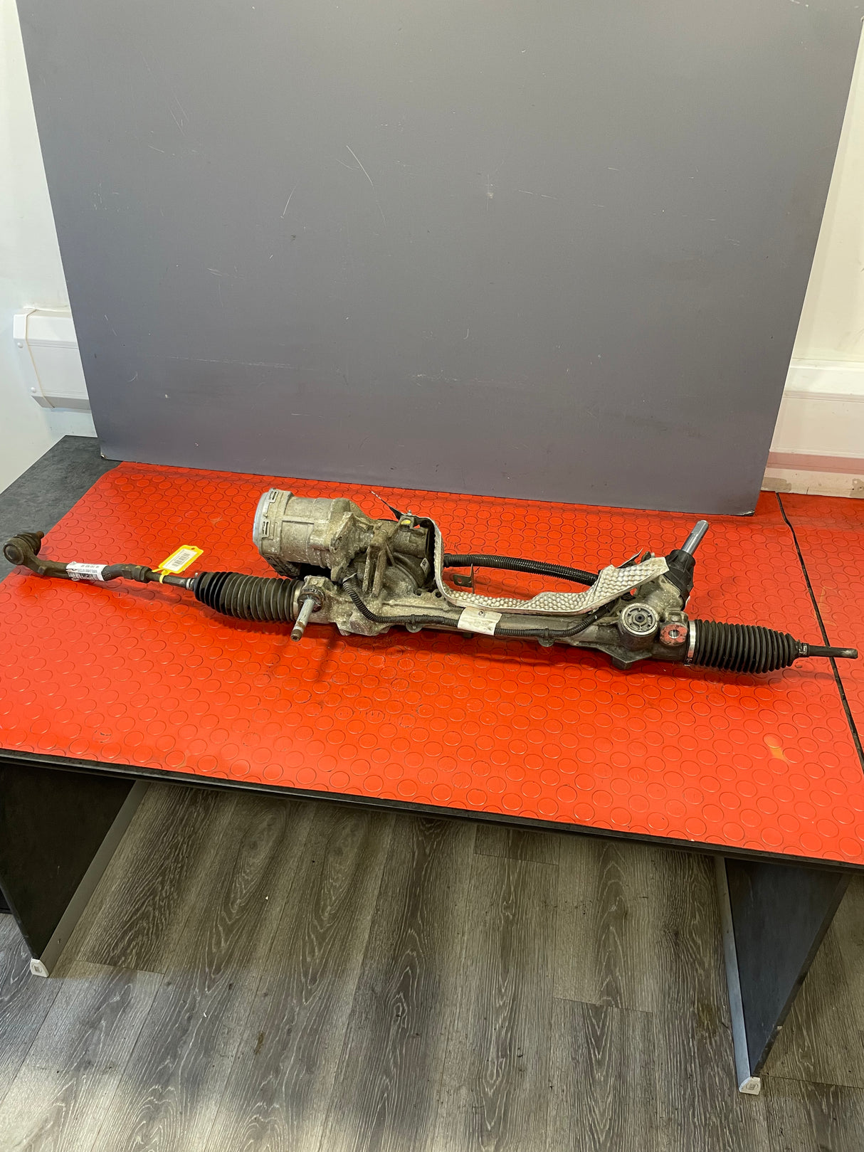 Citroen Berlingo/Peugeot Partner/Vauxhall Combo/Toyota Proace City ELECTRIC POWER STEERING RACK (Damage one joint Arm) 2019-2023 P/N 9824390380 - 2 / 6820000302 / 680000821500 / 690000416400