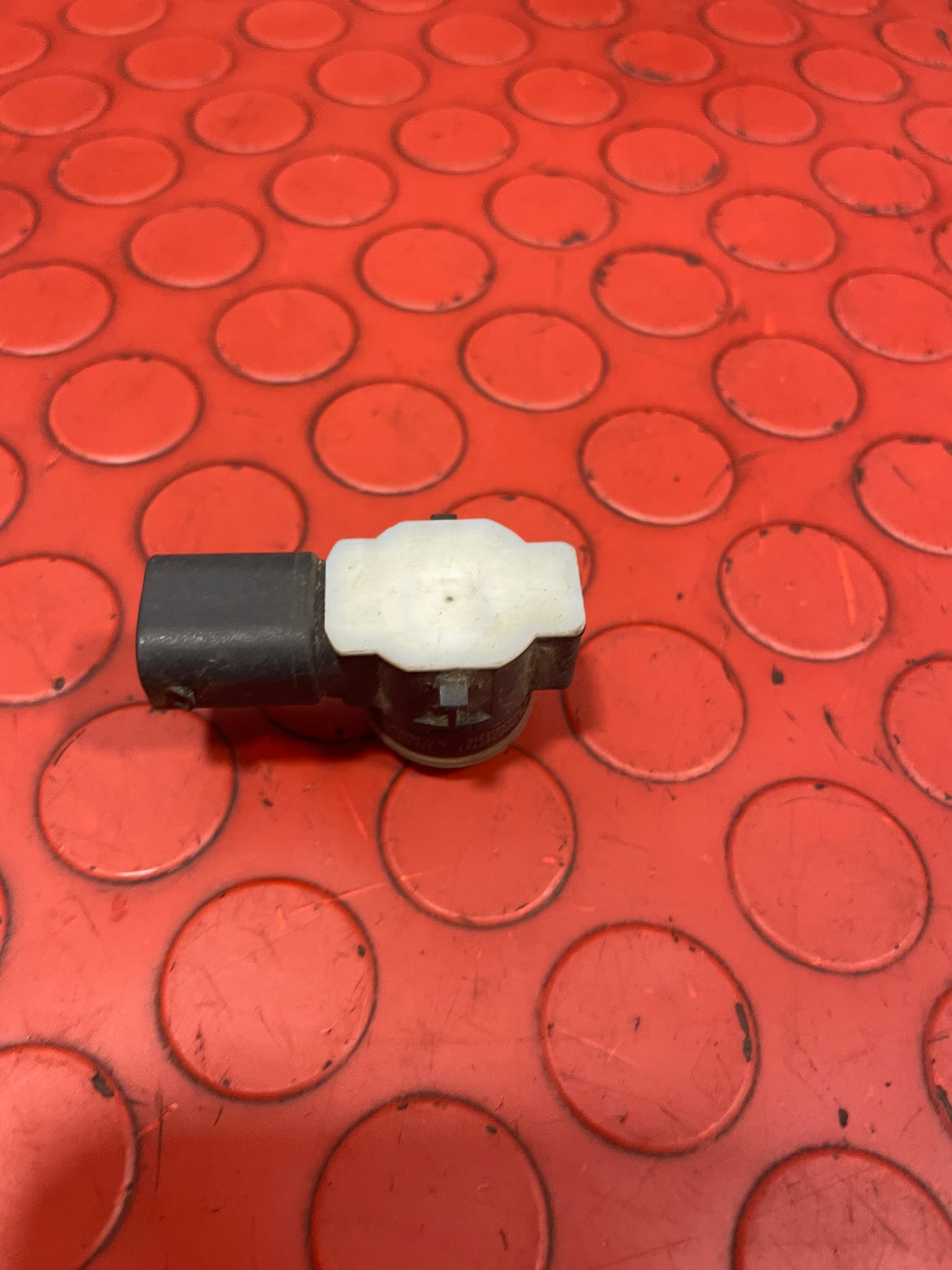 Peugeot Expert/Citroen Dispatch/Vauxhall Vivaro REVERSE PARKING SENSOR 3Pins P/N 9675202477XT