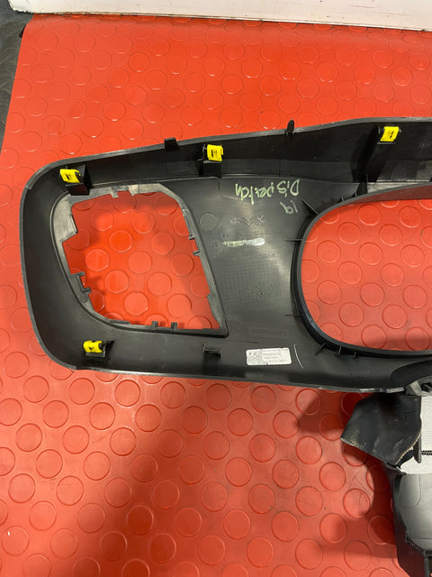 Peugeot Expert Citroen Dispatch Toyota Proace DASHBOARD TRIM CLIMATE CONTROLS WITH STEERING COLUMN TOP 2018-2024  P/N 9809503677