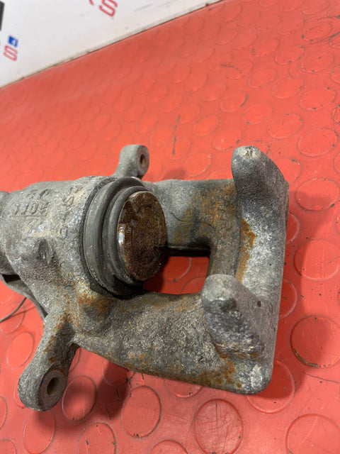 Citroen Dispatch/ Peugeot Expert/ Toyota Proace/ Vauxhall Vivaro(19) REAR LEFT BRAKE CALIPER P/N 9805341780
