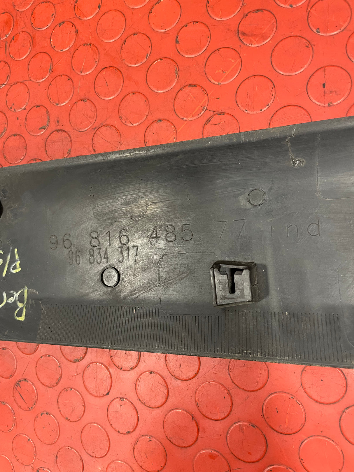 Citroen Berlingo/ Peugeot Partner FRONT DOOR SIDE MOULDING TRIM Passenger's Side 2008-2018 P/N 9681648577