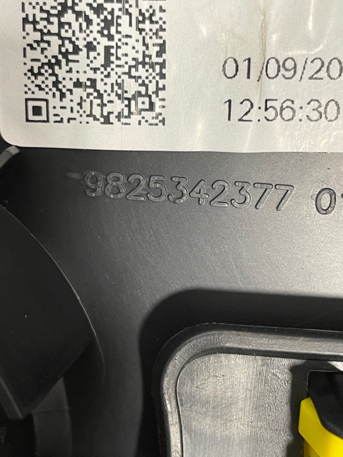 Citroen Berlingo/Peugeot Partner/Toyota Proace City/Vauxhall Combo AUTOMATIC GEAR SHIFT SELECTOR WITH  HANDBRAKE BUTTON AND SURROUND 2019-2024  P/N 98093147ZD