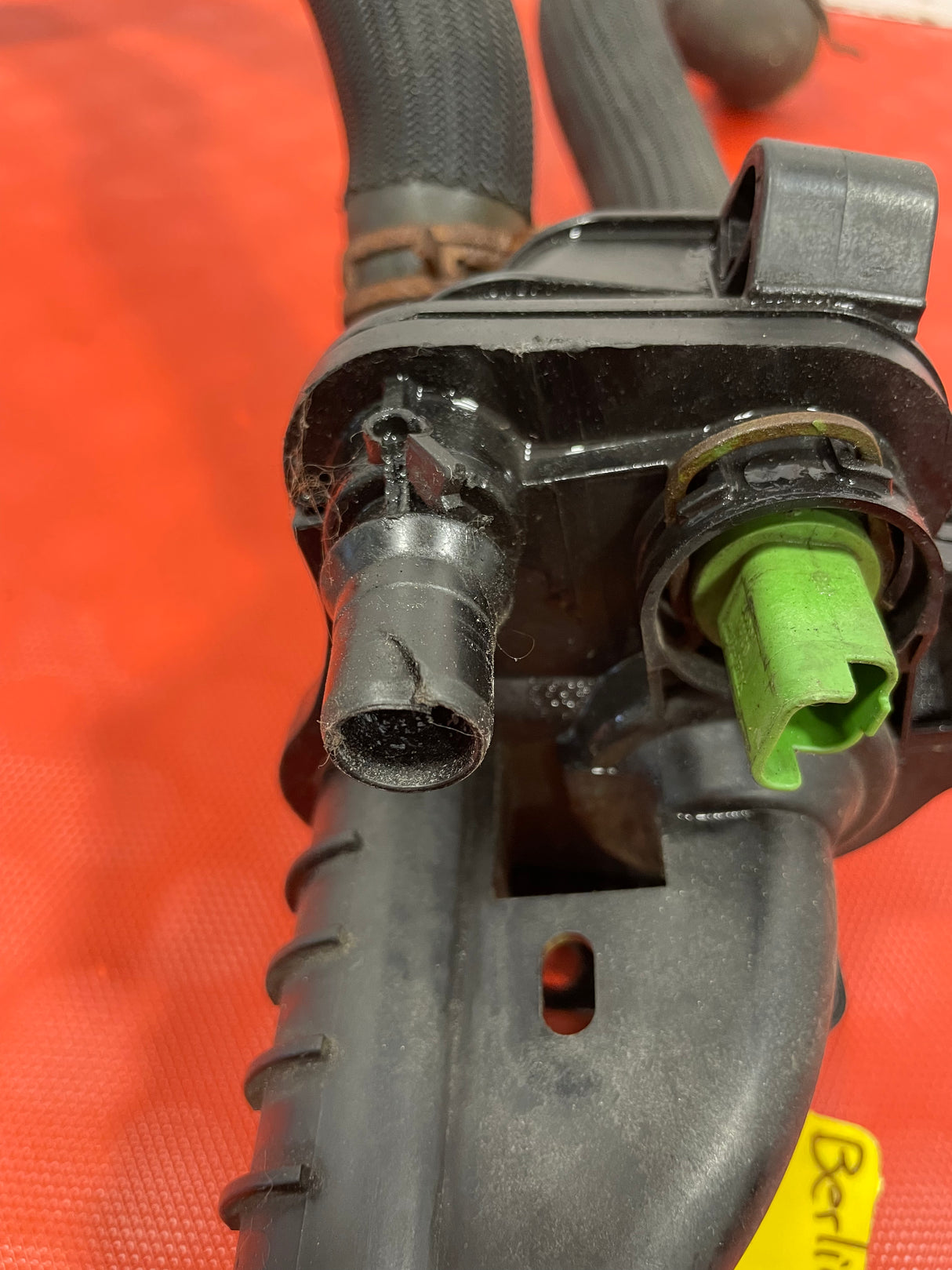 Citroen Berlingo/Peugeot Partner THERMOSTAT HOUSING 1.6 2013-2018 P/N 9684588980