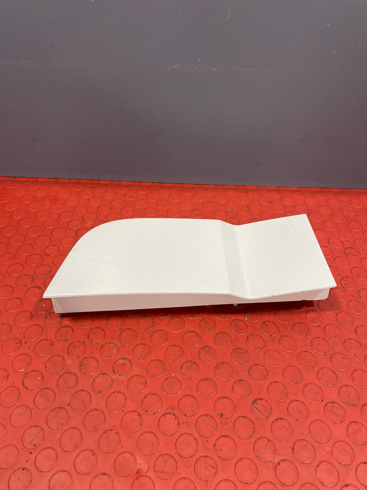 Saic Maxus Deliver 9 MOULDING TRIM Driver's Side 2021-2024 P/N C00097782