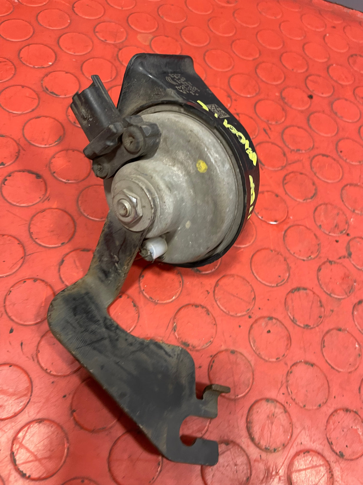 Citroen Berlingo/Peugeot Partner HORN 2019-2023 P/N 9827899180