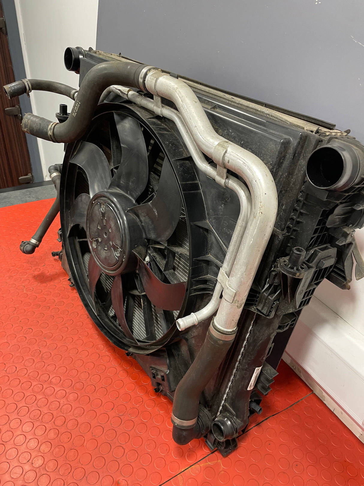 Mercedes Sprinter COOLING SYSTEM RADIATOR PACK,TURBO INTERCOOLER,AC CONDENSER,FAN,HOSES FWD 2019 P/N A9105000200 / A9105010900 / A4479060212 / 3136613503