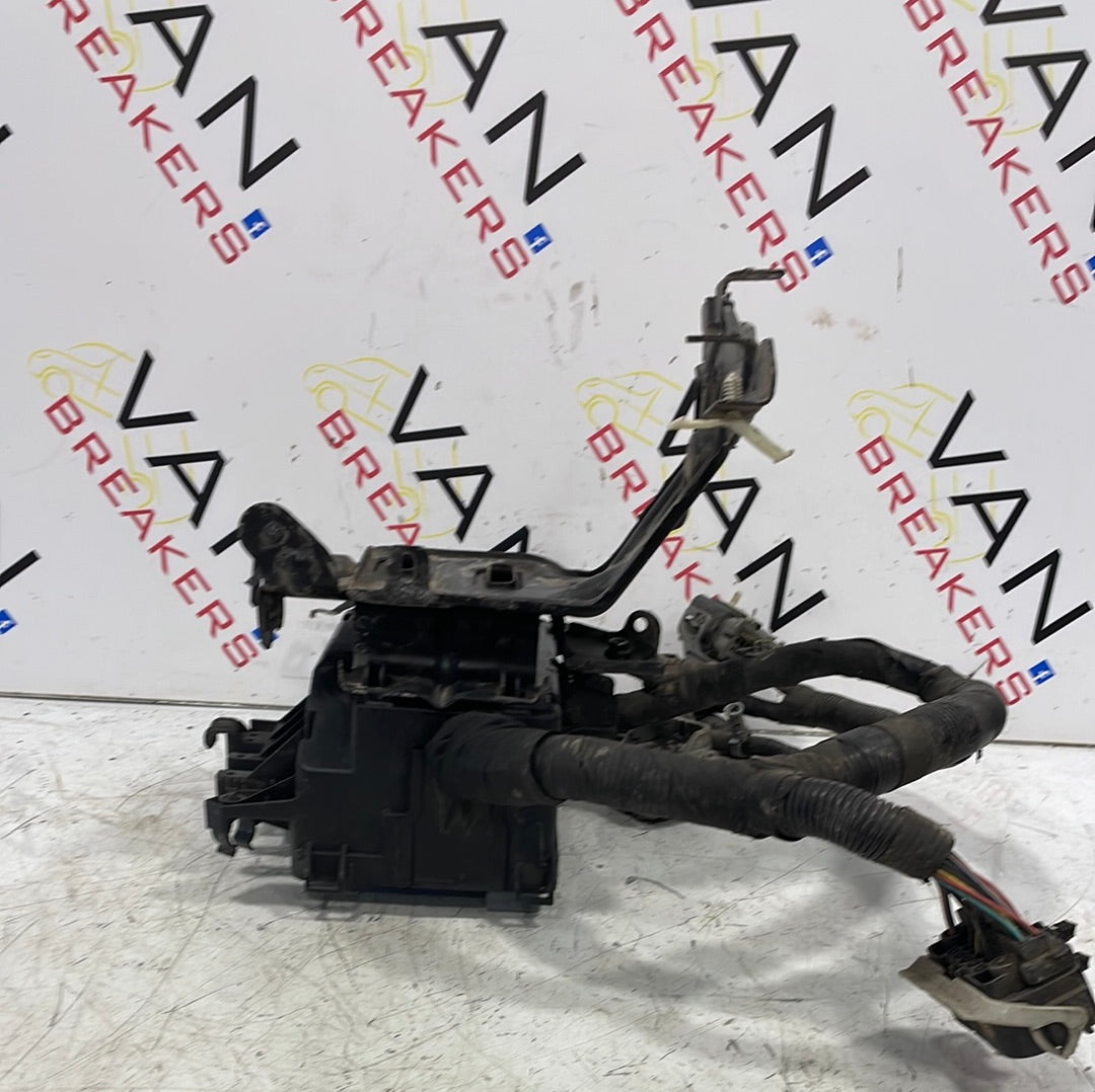 Ford Transit ENGINE BAY FUSE BOX WITH WIRING AND BRACKET 2.0tdci P/N GK3T9K499FBC