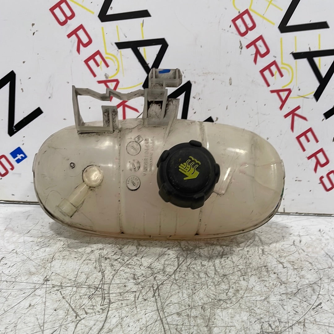 Renault Trafic/Vauxhall Vivaro/Nissan NV300 HEADER TANK EXPANSION BOTTLE 1.6 2014-2019 P/N 217101893R