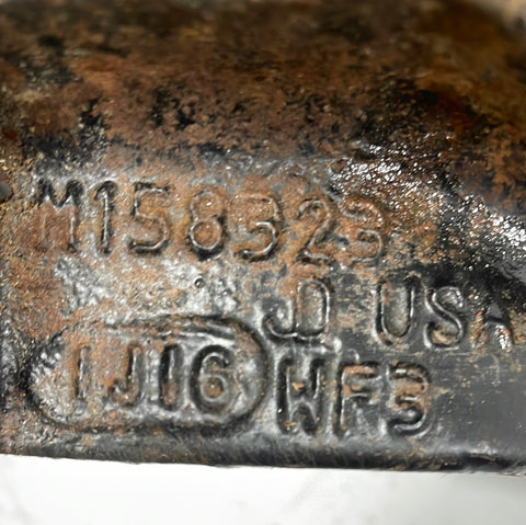 John Deere Gator FRONT PASSENGER SIDE HUB AND CALLIPER 2013 P/N M158323