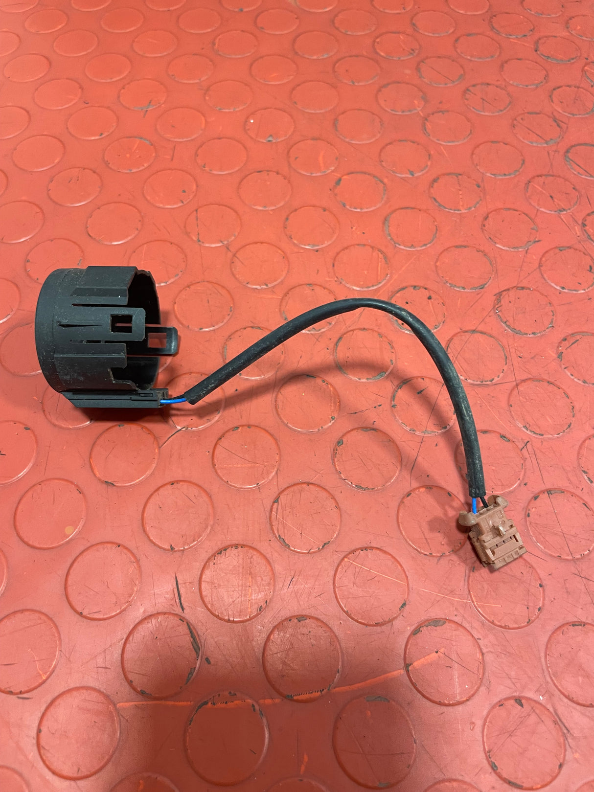 Citroen Berlingo/Peugeot Partner IGNITION KEY RECEIVER 2008-2018 P/N 9663123280