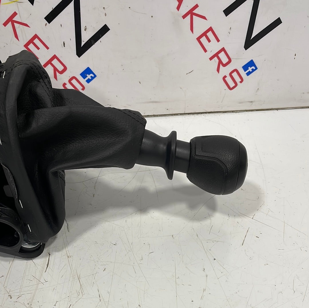 Volkswagen Crafter 2.0 FWD 6-Speed GEAR SELECTOR MECHANISM 2021 P/N 2N0711025