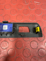 Citroen Berlingo/Peugeot Partner INTERIOR SWITCHES 2019-2024 P/N 9811141877 - 1 / 9808825177