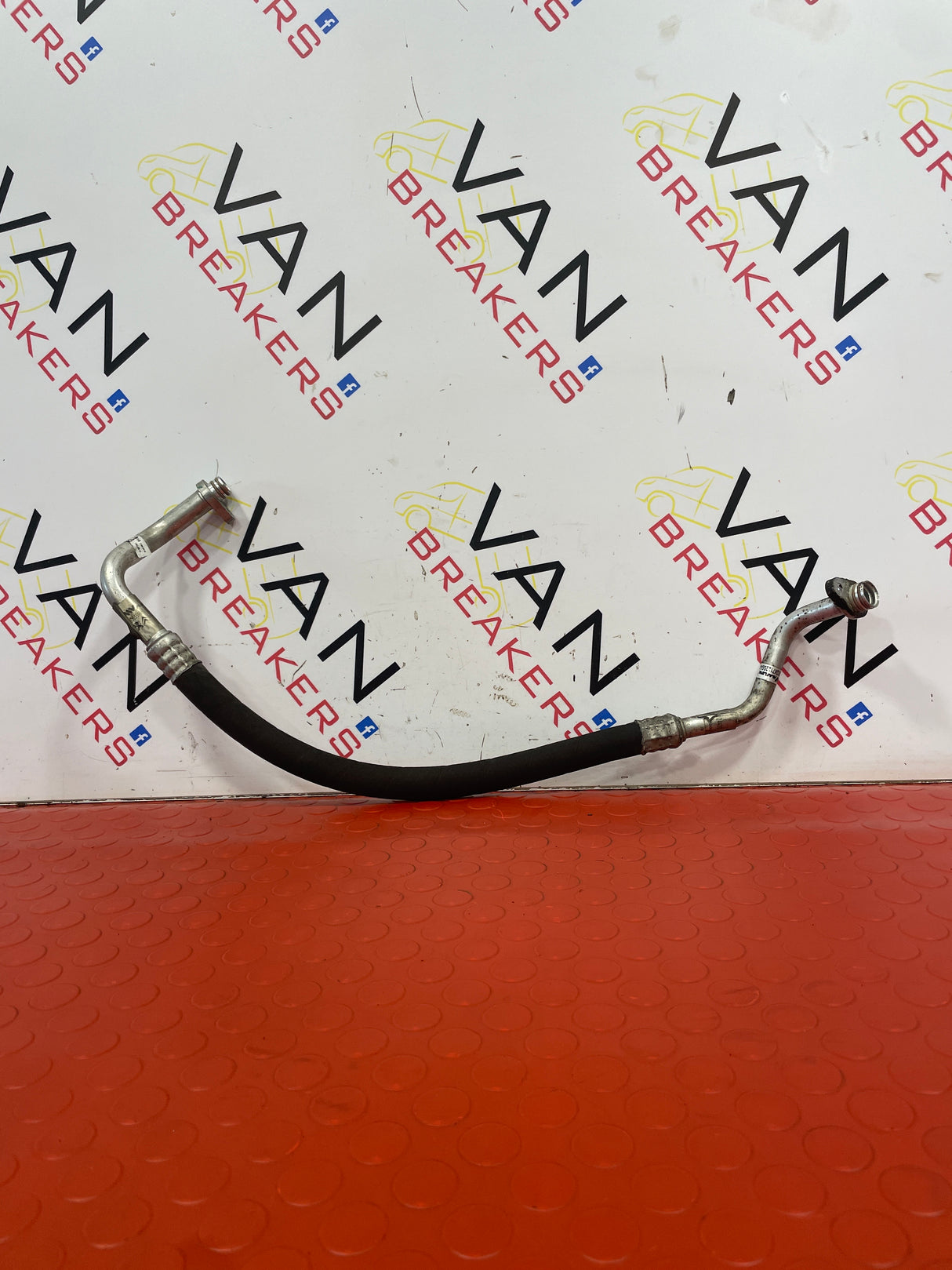 Vauxhall Vivaro/Toyota Proace/Citroen Dispatch/Peugeot Expert/Fiat Scudo AIR CONDITIONING PIPE L1 2016-2024 P/N 9806559880