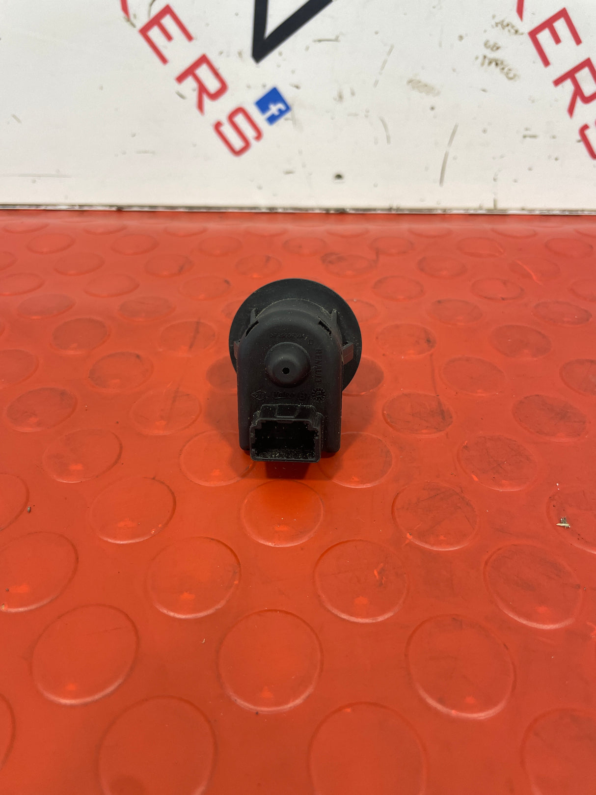 Renault Master WING MIRROR ADJUST KNOB SWITCH 2014 P/N 255784649R