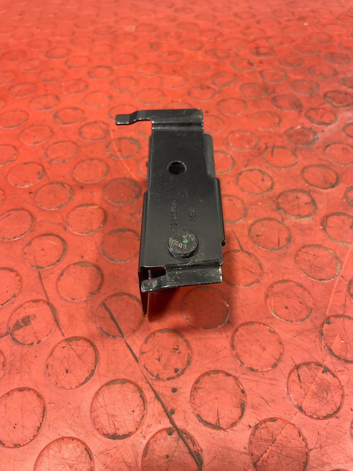 Citroen Berlingo/Peugeot Partner GLOW PLUG RELAY MODULE With BRACKET 2008-2018 P/N 9803299780 - 1