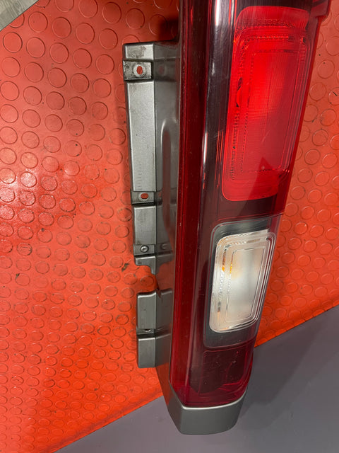 Renault Trafic/ Vauxhall Vivaro/ NV Primastar REAR TAILLIGHT ASSEMBLY MK2 2014-2019 P/N 265A66978