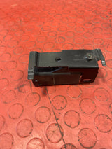 Citroen Berlingo/Peugeot Partner GLOW PLUG RELAY MODULE With BRACKET 2008-2018 P/N 9803299780 - 1