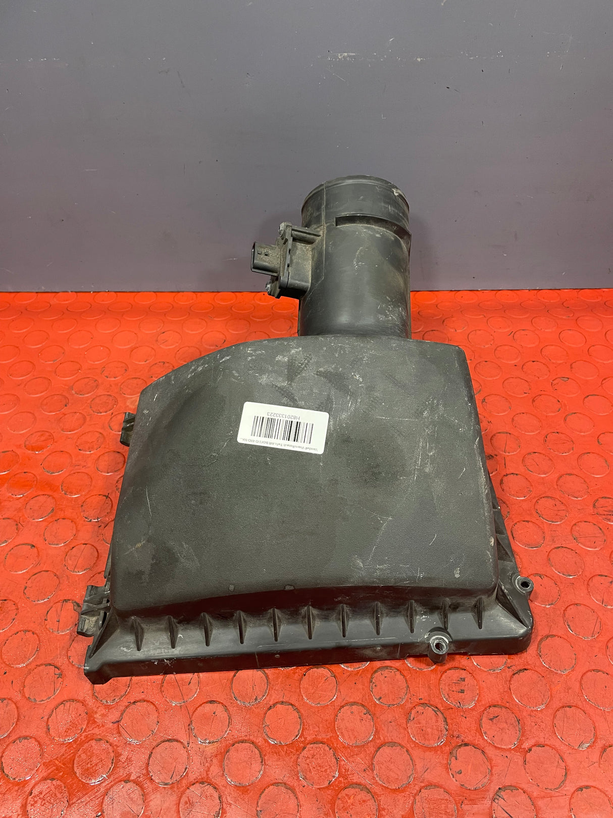 Renault Trafic/Vauxhall Vivaro/Nissan NV300 AIR BOX LID AND MAF SENSOR 1.6 2014-2019 P/N H8201333223