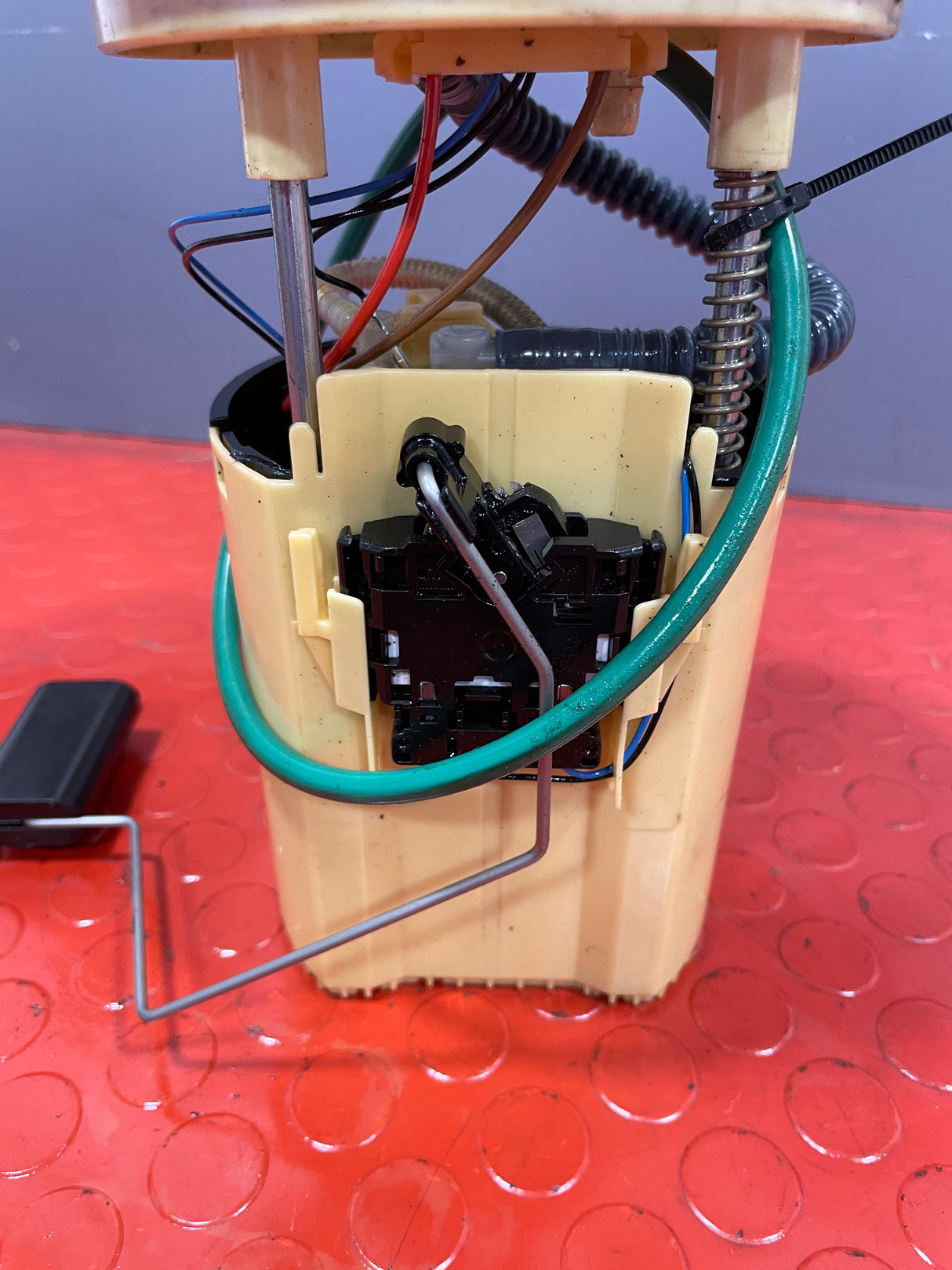 Ford Transit Custom FUEL SENDING UNIT 2.0 TDCI  FWD 2018-2023  P/N KK219H307AB - 1