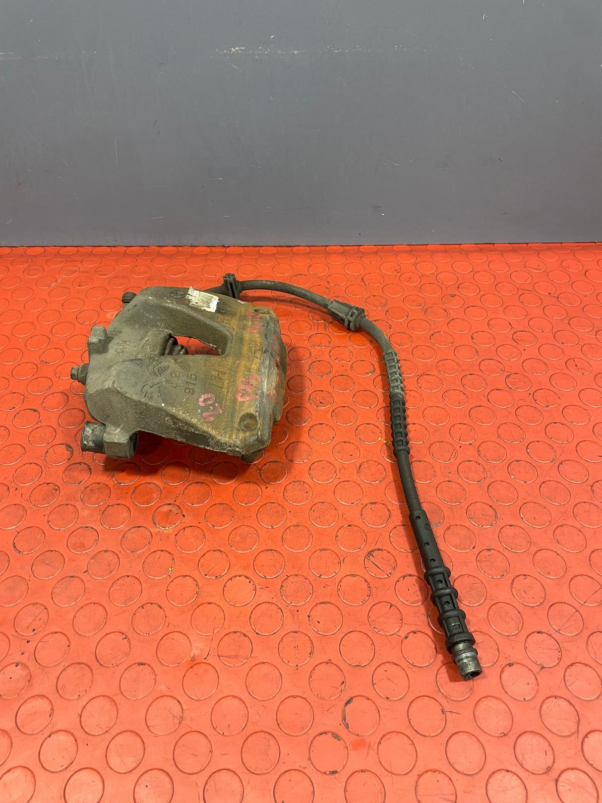 Vauxhall Vivaro/Citroen Dispatch/Peugeot Expert/Toyota Proace/Fiat Scudo BRAKE CALIPER Front Passenger's Side 2016-2024 P/N 9805256280