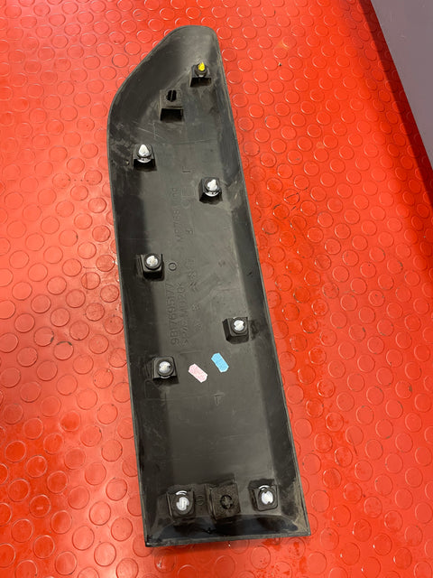Citroen Berlingo/Vauxhall Combo/Peugeot Partner/Proace City DOOR MOULDING FRONT DRIVER SIDE 2019-2024  P/N 9817695177
