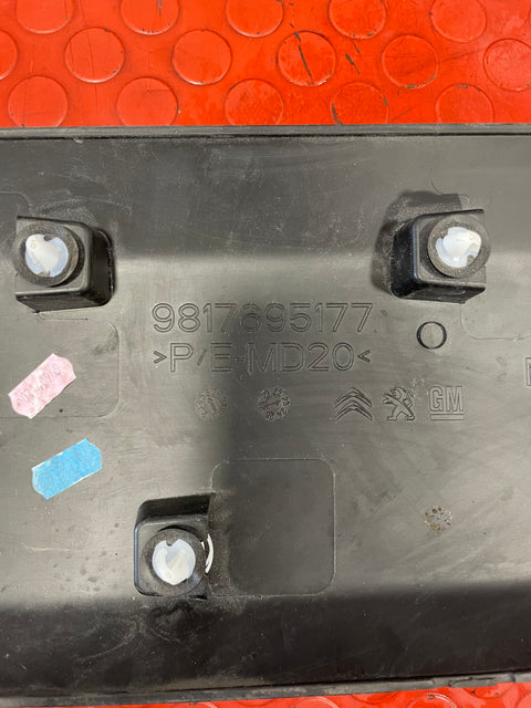 Citroen Berlingo/Vauxhall Combo/Peugeot Partner/Proace City DOOR MOULDING FRONT DRIVER SIDE 2019-2024  P/N 9817695177