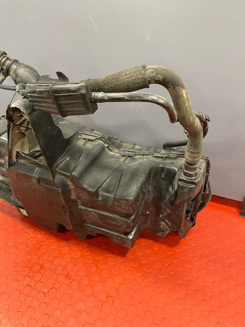 Citroen Berlingo/Peugeot Partner/Toyota Proace City/Vauxhall Combo ADBLUE TANK W/ FILLER HOSE 2019-2024 P/N 9817601880 - 1