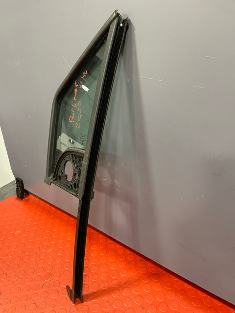 Citroen Berlingo/Peugeot Partner/Vauxhall Combo/Toyota Proace City QUARTER GLASS WINDOW Passenger Side  2019-2024 P/N 9818042280