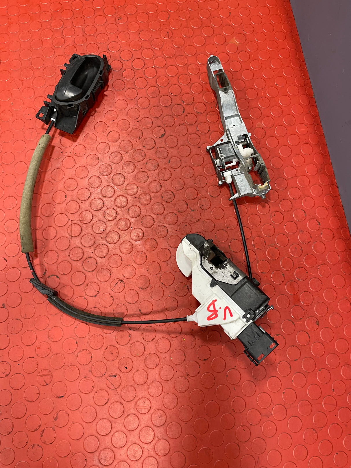 Citroen Berlingo/Peugeot Partner DRIVER SIDE FRONT INNER DOOR OPENER SET 2008-2018 P/N A01454 / 96555514XT