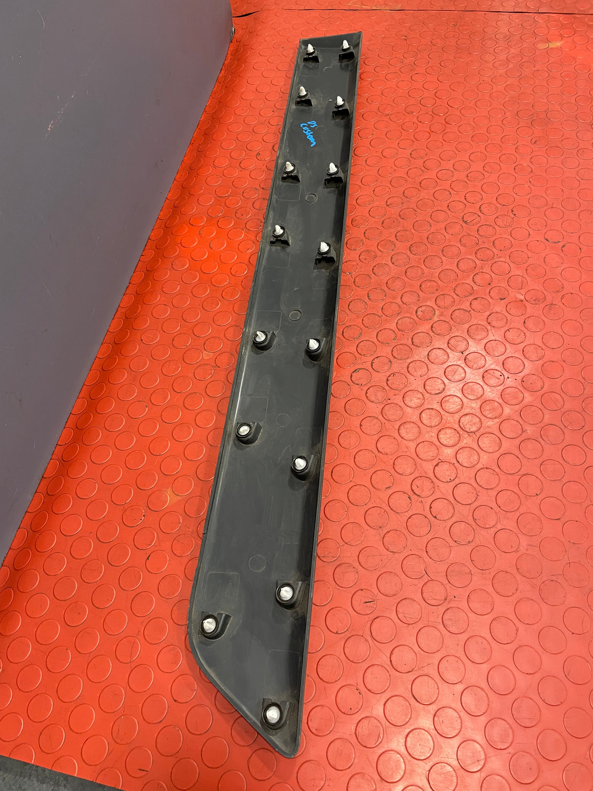 Ford Transit Custom DRIVER'S SIDE SLIDING DOOR MOULDING TRIM  2013-2016 P/N BK2129076ABW - 2