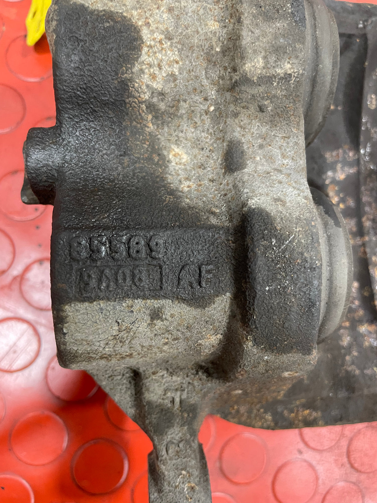Volkswagen Crafter  2 POT PISTON BRAKE CALIPER Front Passenger's Side 2019 P/N 9A08 / 65589AF