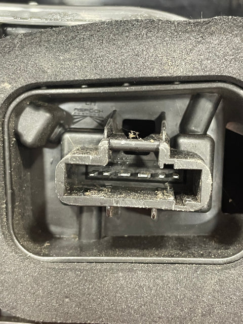 Citroen Berlingo/Peugeot Partner/Vauxhall Combo/Toyota Proace City PASSENGER'S SIDE TAILLIGHT 2019-2024 P/N 9819235880