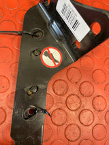 Vauxhall Vivaro/Citroen Dispatch/Peugeot Expert/Toyota Proace/Fiat Scudo PASSENGER SIDE SLIDING DOOR BOTTOM RUNNER PLATE 2016-2024 P/N 98080759