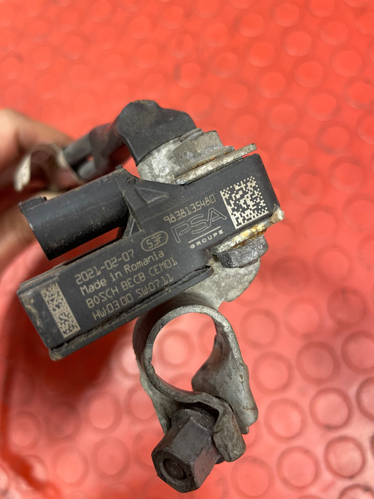 Vauxhall Vivaro/Citroen Dispatch/Peugeot Expert/Toyota Proace/Fiat Scudo NEGATIVE BATTERY TERMINAL w/ CHARGE STATUS MODULE 2016 on P/N 9838238880