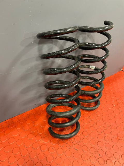 Citroen Berlingo/Peugeot Partner/Vauxhall Combo/Toyota Proace City REAR COIL SPRING PAIR  2019-2024 P/N 9824534080 - 1