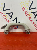 Nissan Navara FRONT ROOF PILLAR GRAB HANDLE 2015-2024 P/N 739424KJ0B