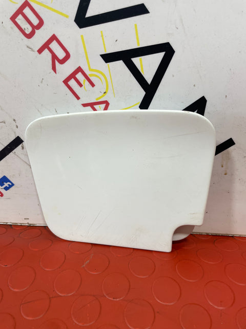 Citroen Dispatch/ Peugeot Expert FUEL TANK DOOR 2016-2023 P/N 980872697701