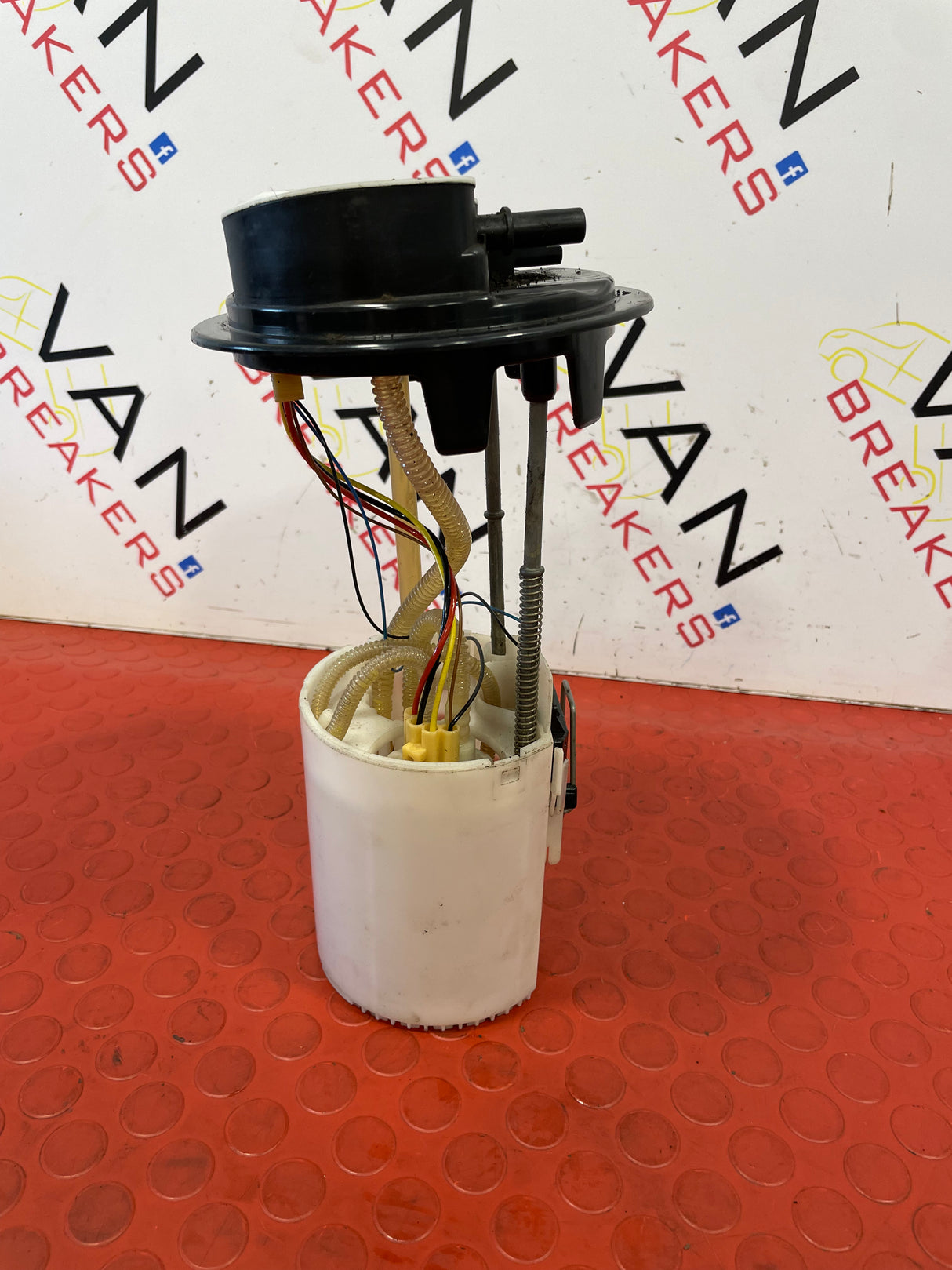 Citroen Berlingo/Peugeot Partner FUEL SENDER UNIT 1.6 2008-2018 P/N 9811298780