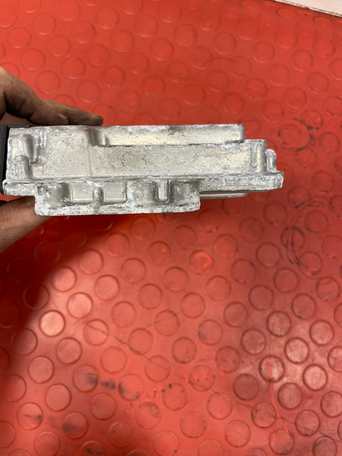 Citroen Peugeot ECU ENGINE CONTROLLER BOSCH 1.6L 2008 P/N 9653958980