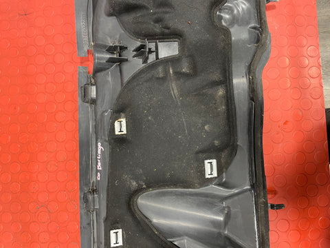 Peugeot Expert/Citroen Berlingo/Vauxhall Combo/Toyota Proace City WINDSCREEN SCUTTLE PANEL TRIM 2019-2024 P/N 9816602280