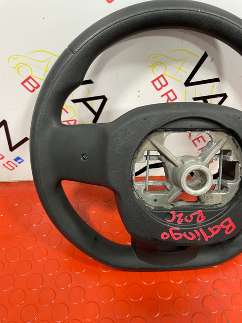 Peugeot Partner/Citroen Berlingo/Vauxhall Combo/Toyota Proace City STEERING WHEEL 2019-2024 P/N 98210209ZD