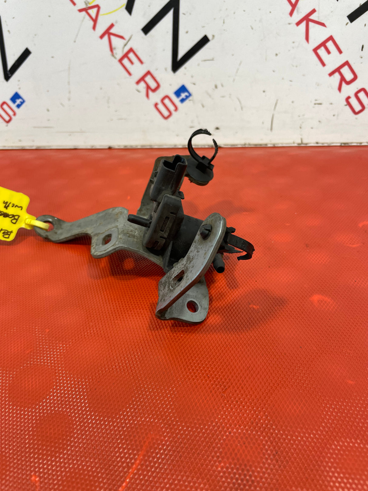 Peugeot Partner Citroen Berlingo  BOOST SENSOR WITH BRACKET 1.6 2014 P/N 9688124580