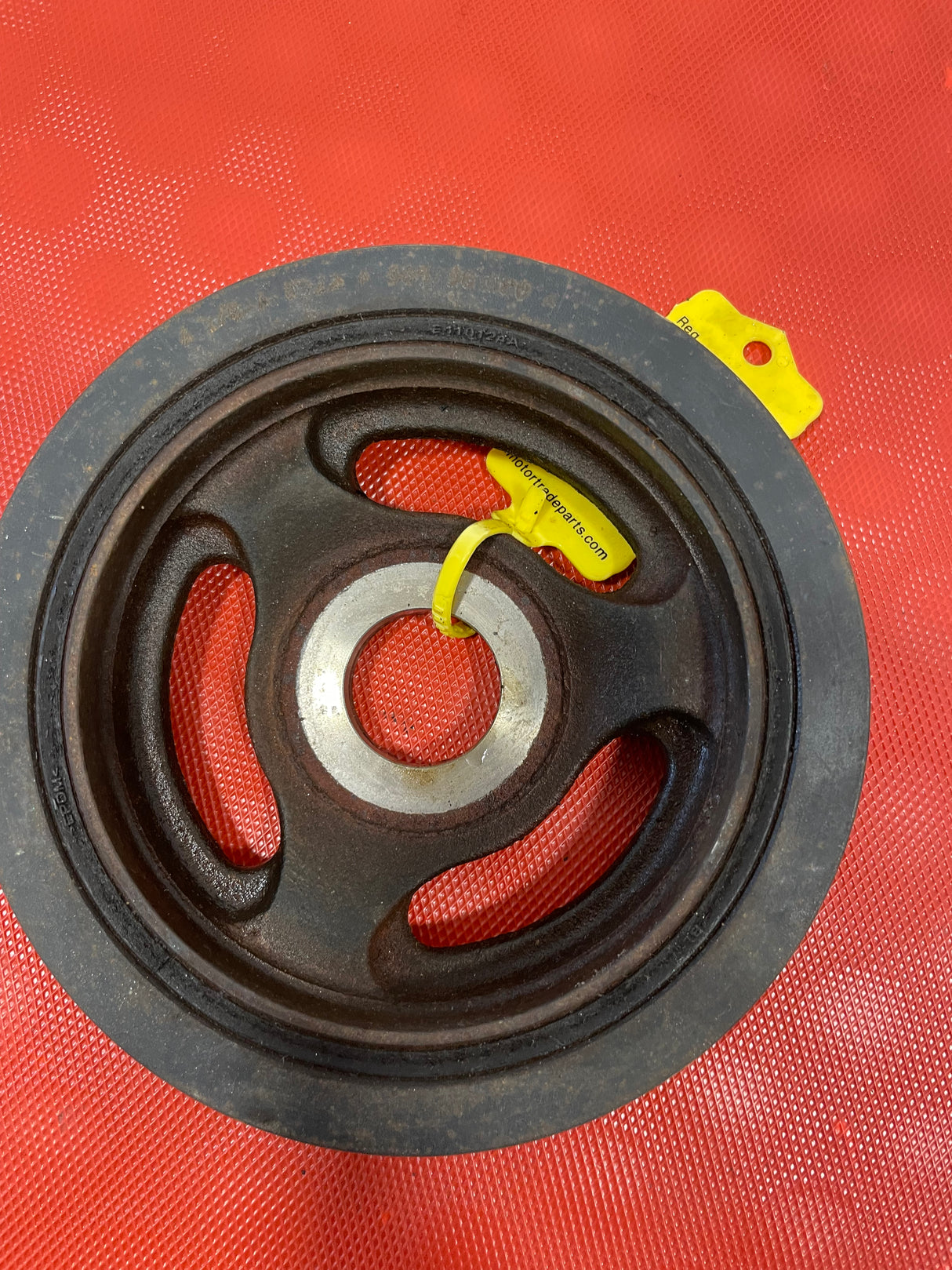 Peugeot Partner Citroen Berlingo  CRANKSHAFT PULLEY 1.6 2014 P/N 965961080