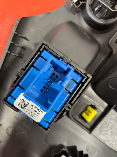 Citroen Berlingo/Peugeot Partner/Toyota Proace City/Vauxhall Combo AUTOMATIC GEAR SHIFT SELECTOR WITH  HANDBRAKE BUTTON AND SURROUND 2019-2024  P/N 98093147ZD