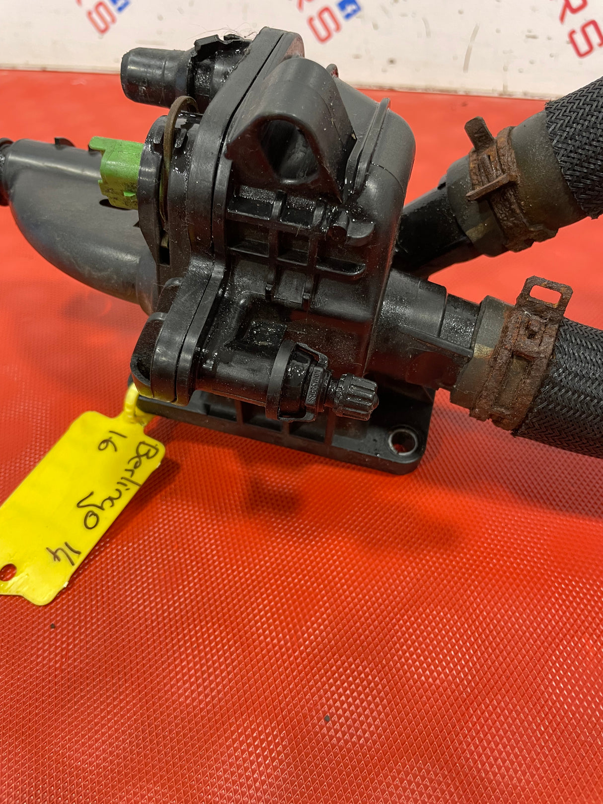 Citroen Berlingo/Peugeot Partner  THERMOSTAT HOUSING 1.6 2013-2018 P/N 9684588980