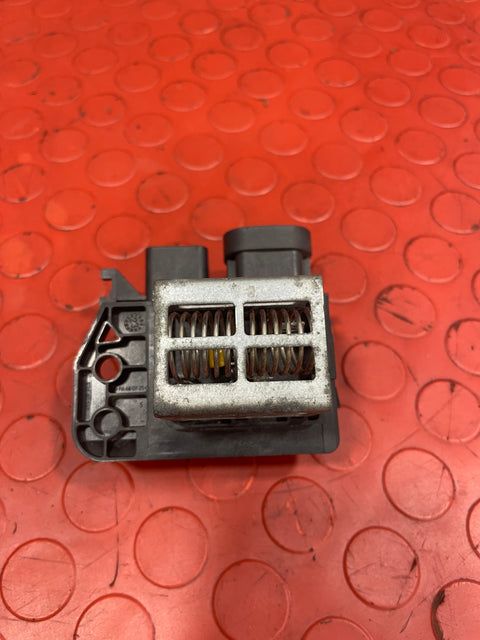 Peugeot Partner/Citroen Berlingo FAN CONTROL MODULE P/N 9847019780