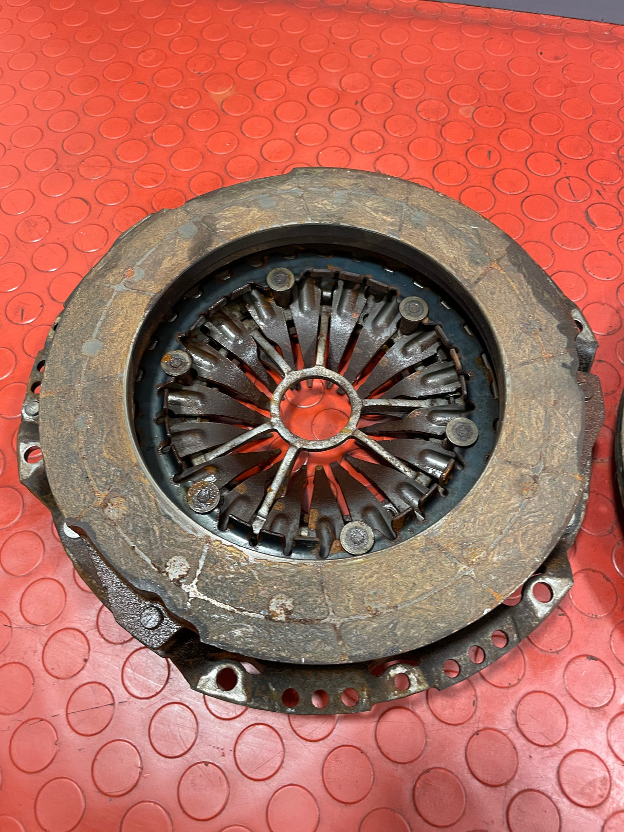 Citroen Relay/Peugeot Boxer/Fiat Ducato CLUTCH KIT PRESSURE PLATE & CLUTCH LINING 2.0 2008-2019 P/N126006510